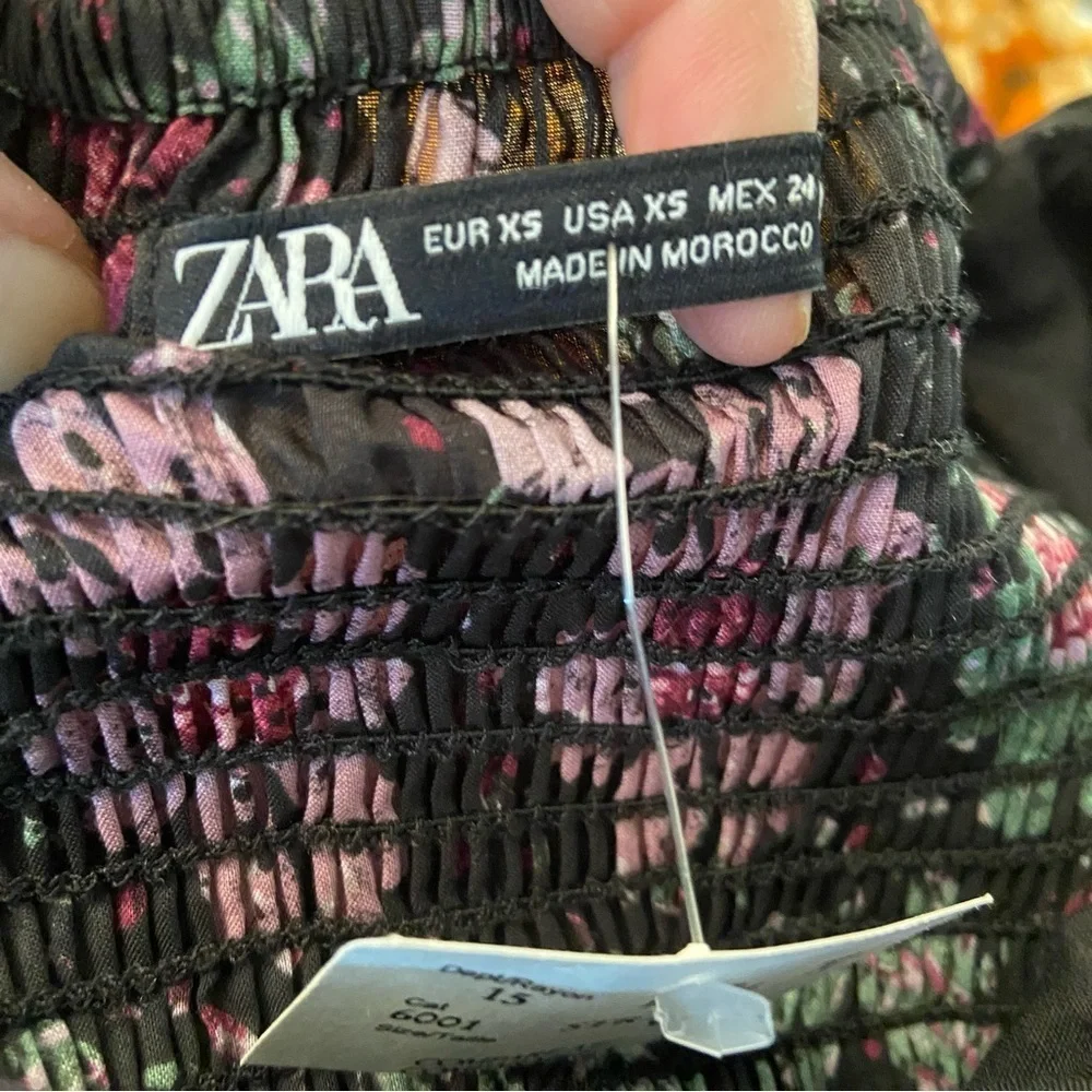 BNWT‎ Zara women’s floral  puffed sleeve cropped top in size x-small - Picture 10 of 12